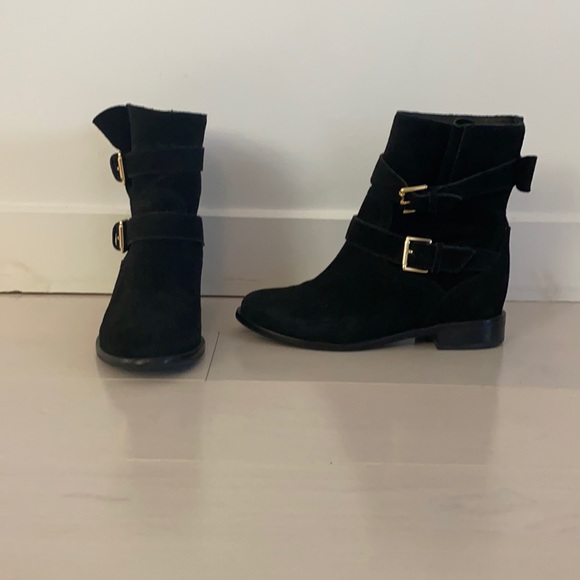 kate spade Shoes - Kate spade suede booties w/double gold accent